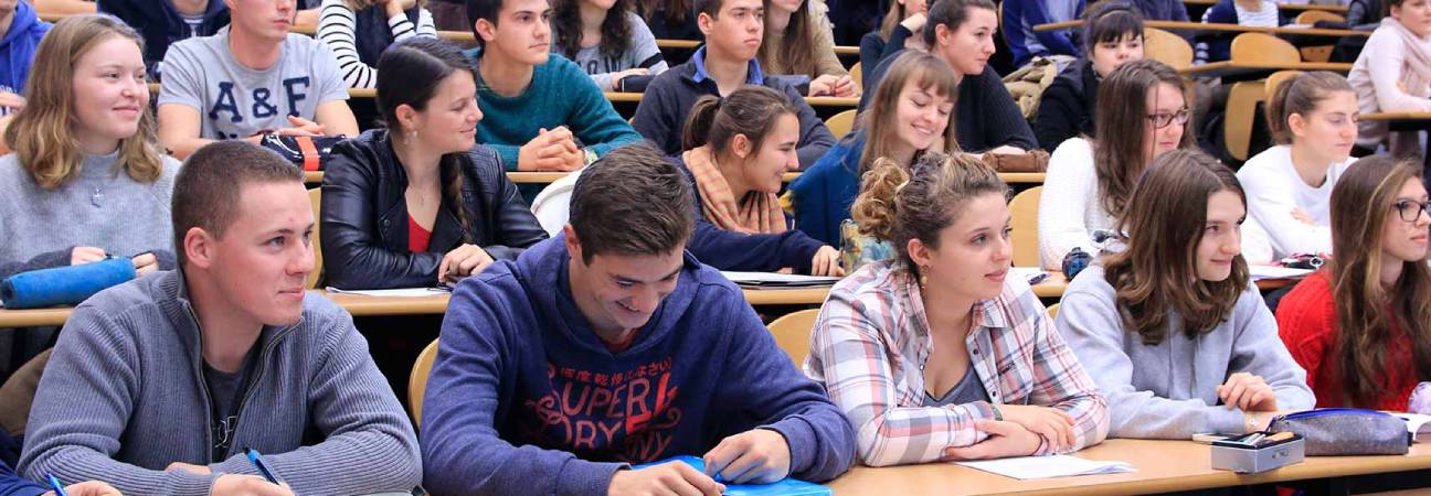 inegalites sociales france etudiant