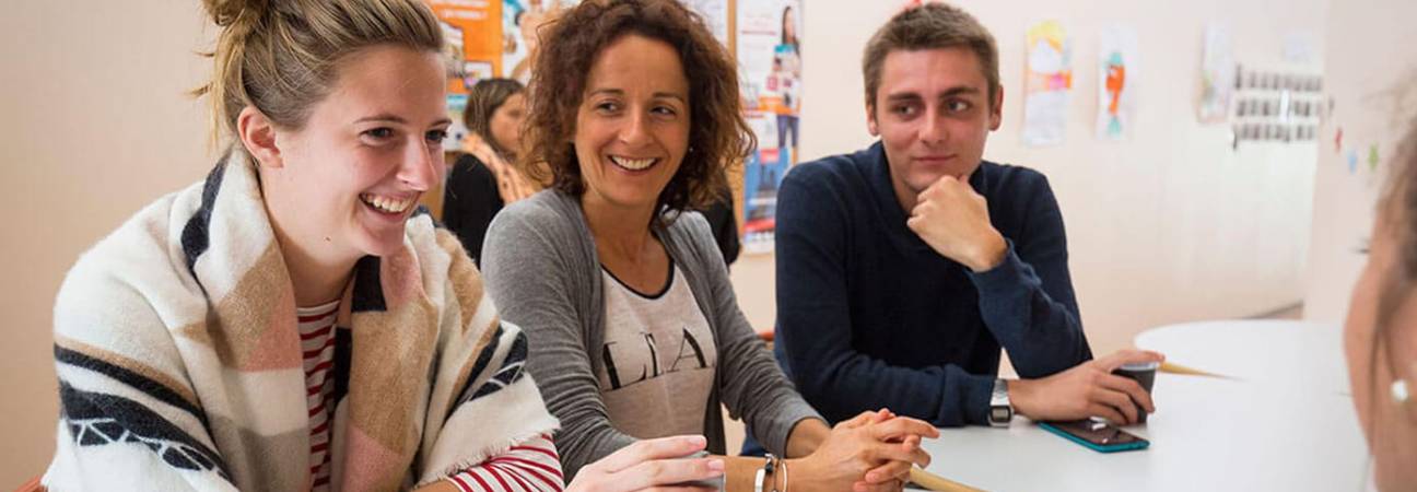 comment travailler social