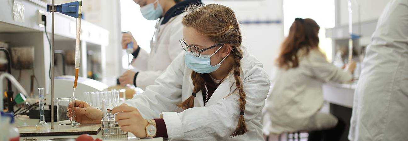 que faire apres licence chimie