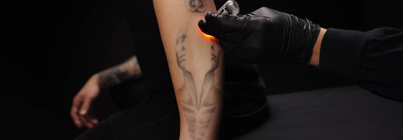 metier tatoueur