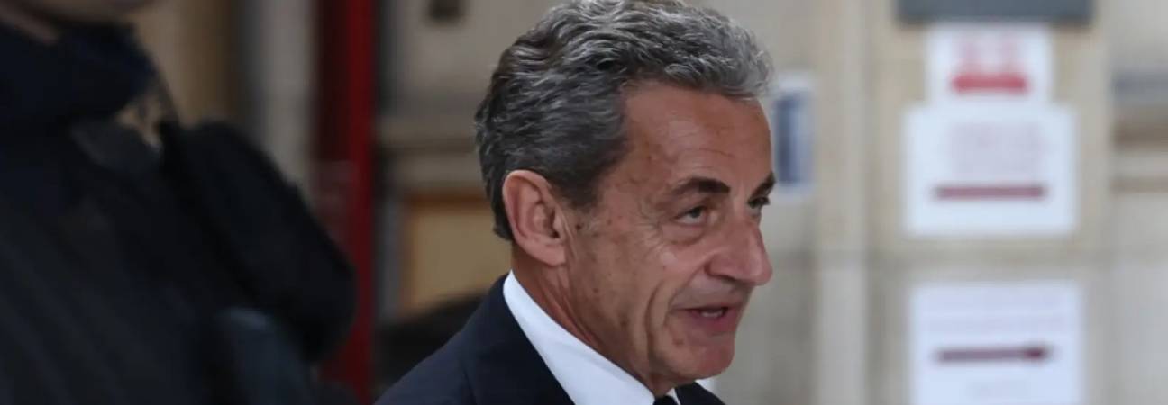 nicolas sarkozy bracelet