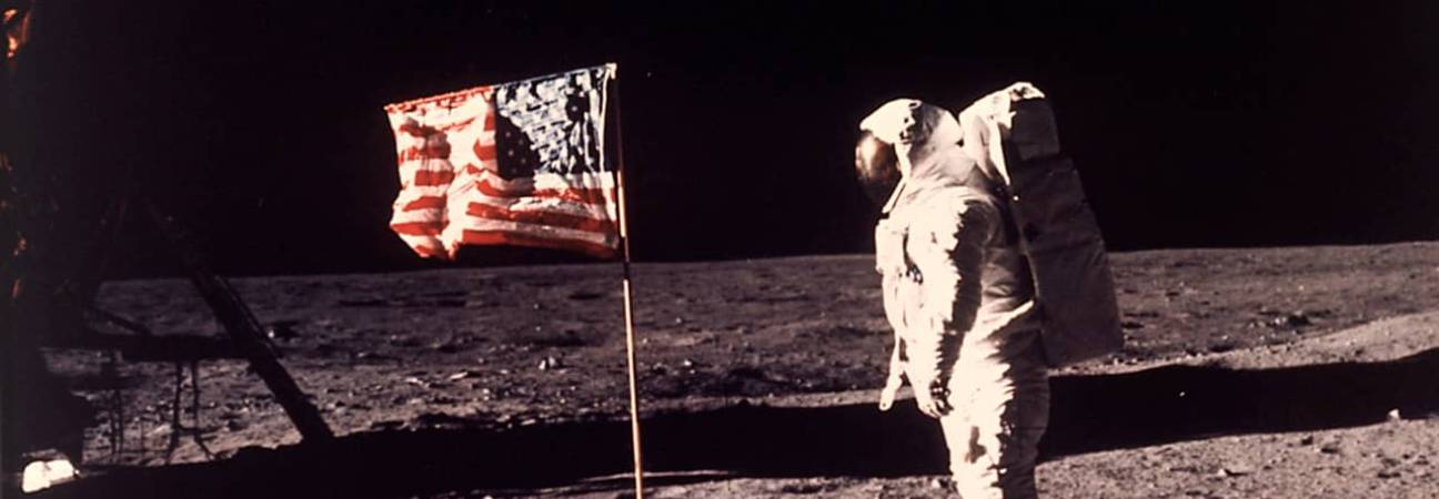 mars drapeau trump