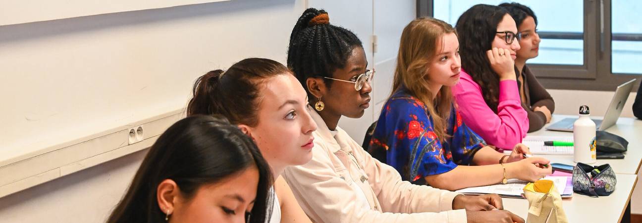 etudiants relations internationales