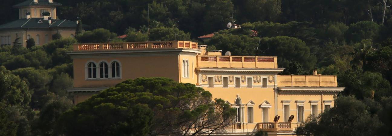 les cèdres villa