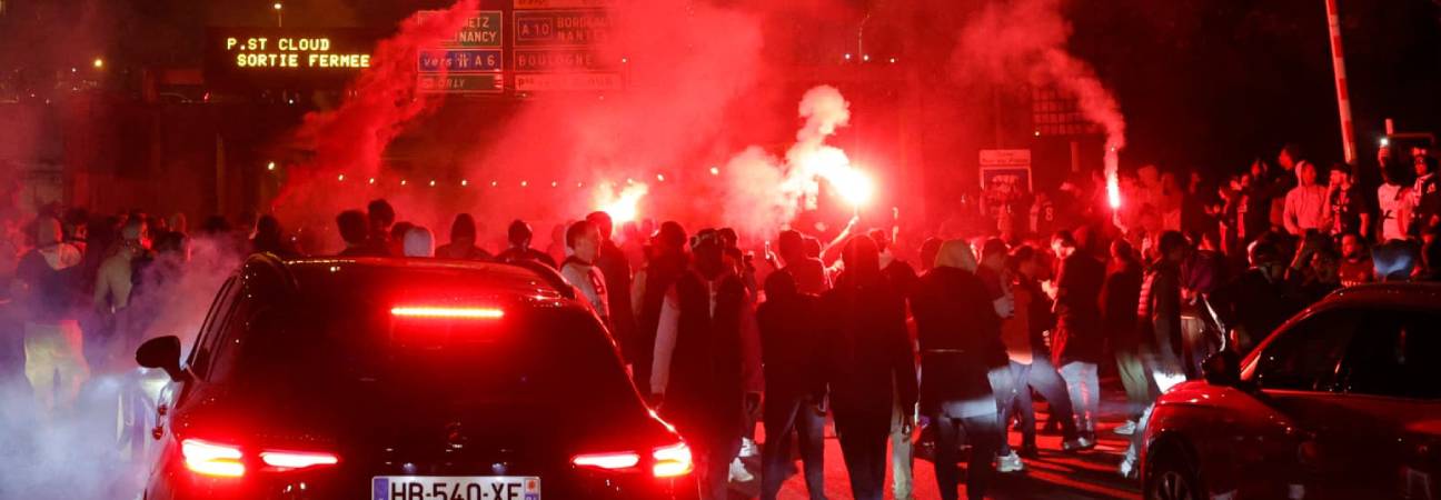 Voiture parc des princes