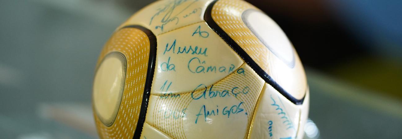 ballon autographe neymar
