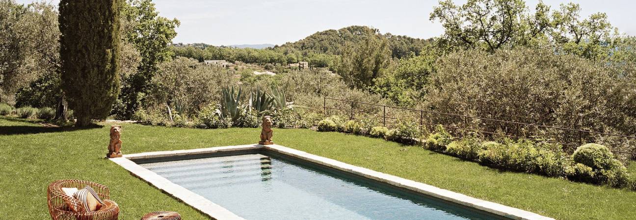 piscine privée interdiction