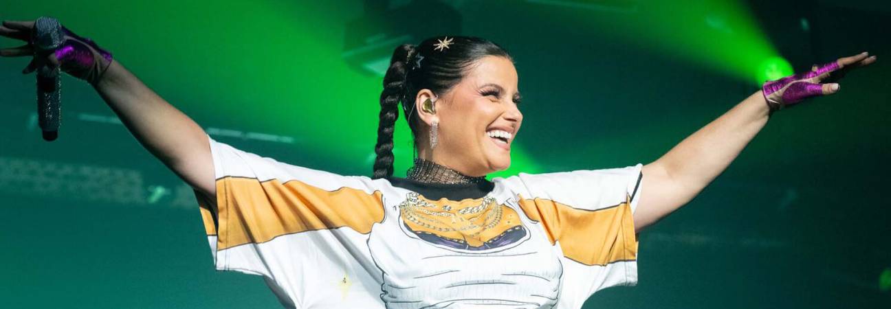 nelly furtado grosse