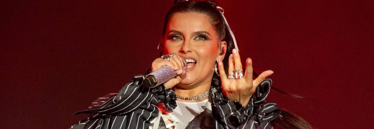 nelly furtado viens