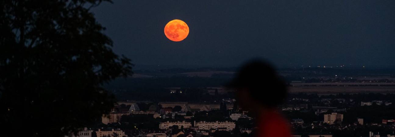 lune rouge