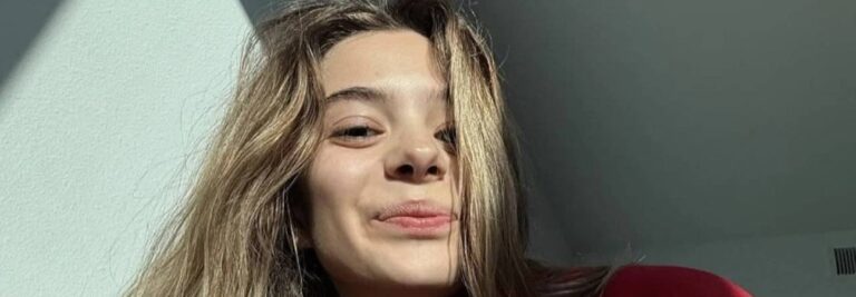 Molly Little, 22 ans : de la galère aux sommets d’OnlyFans