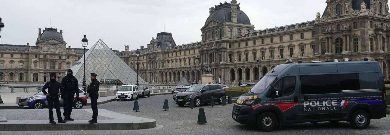 braquage louvre