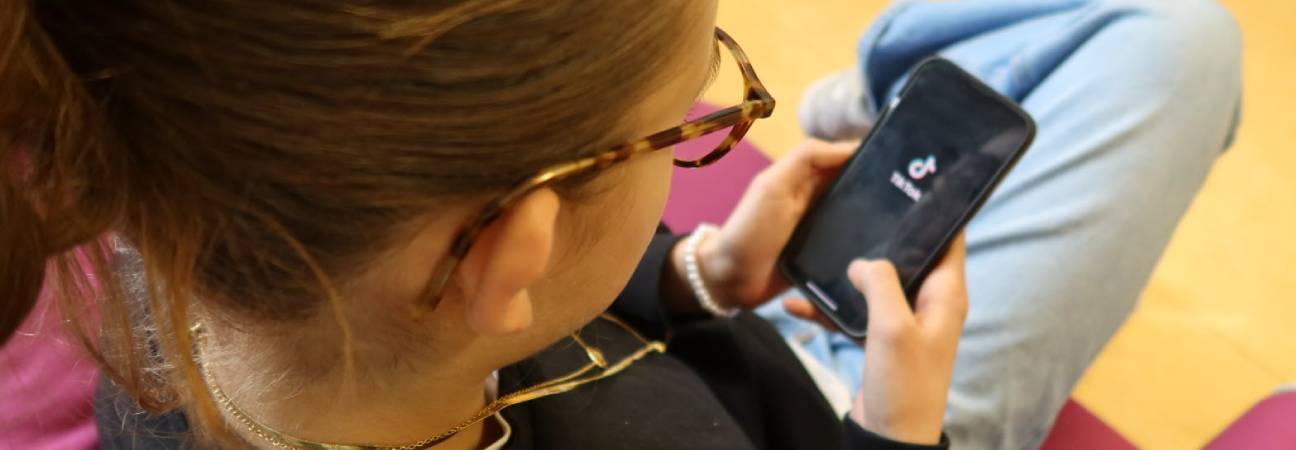réseaux sociaux europe 13 ans