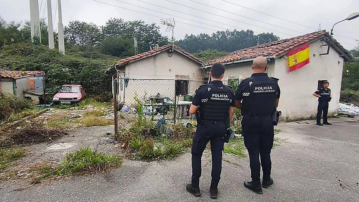 dissimule corps père espagne