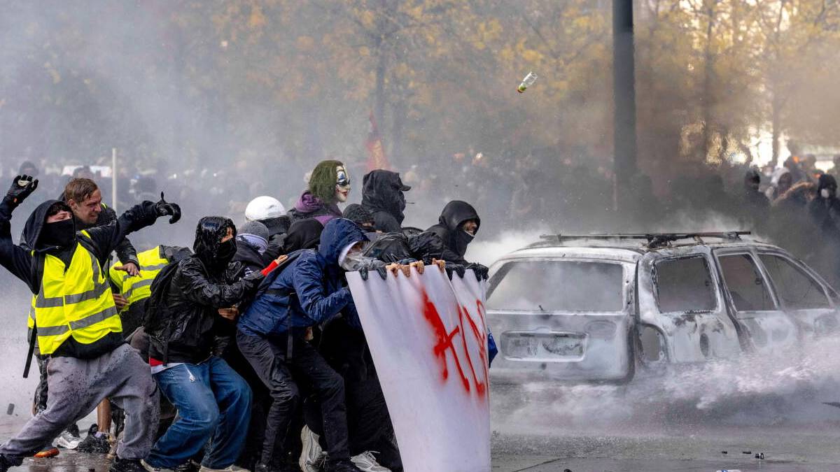 reseaux sociaux violence